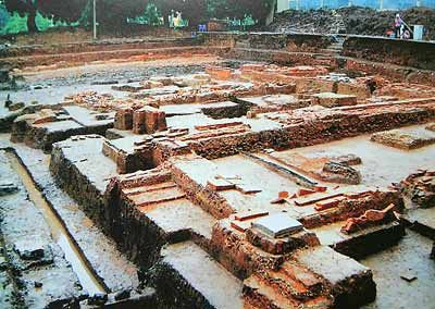 Khảo cổ khu vực Hoàng thành Thăng Long - Cần đầu tư xứng tầm