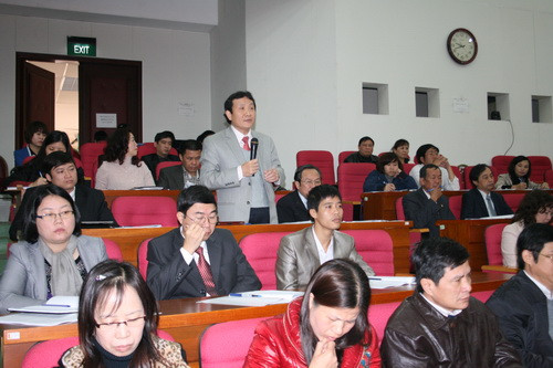 Đại biểu tham luận tại Hội nghị. (Ảnh: Minh Hằng)