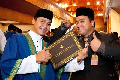 Học bổng Chính phủ Brunei Darussalam năm 2013