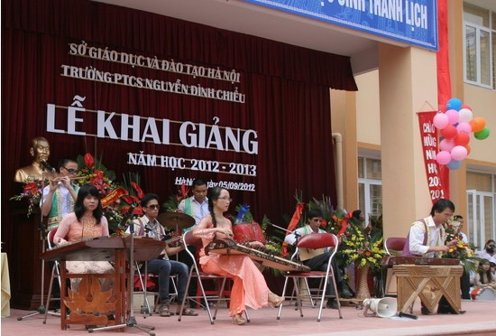 Có khoảng 4.500 trẻ khuyết tật ở Hà Nội được đi học