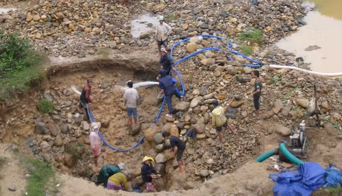 Gian nan cuộc chiến chống "vàng tặc" ở vùng biên