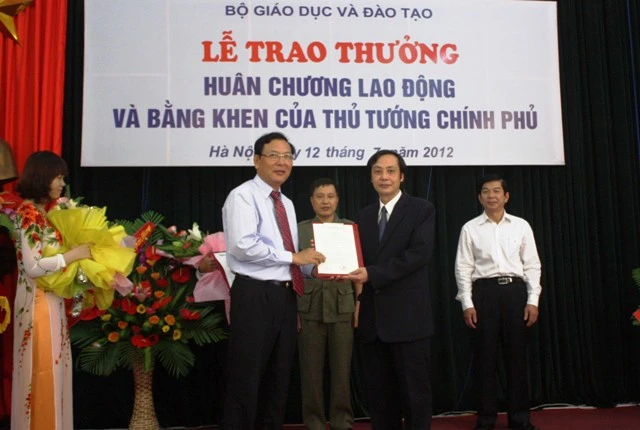 Bộ GD&amp;ĐT phân công mới công tác của lãnh đạo Bộ