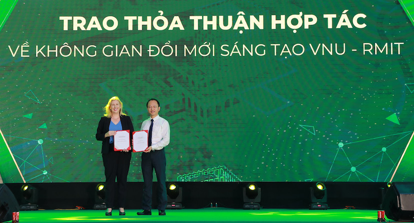 Thỏa thuận hợp tác giữa ĐHQG Hà Nội và RMIT. Thỏa thuận hợp tác giữa ĐHQG Hà Nội và RMIT.