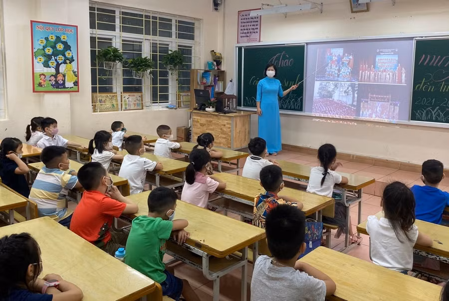 Sáng tạo và trách nhiệm trong từng giờ lên lớp để học sinh chăm ngoan học giỏi