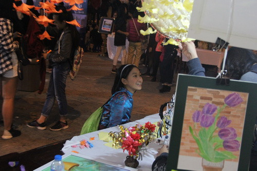 Ngày hội đã giúp học sinh có điều kiện thể hiện tài năng, sự hiểu biết của mình thông qua các hoạt động văn nghệ, trang trí không gian văn hoá Ngày hội đã giúp học sinh có điều kiện thể hiện tài năng, sự hiểu biết của mình thông qua các hoạt động văn nghệ, trang trí không gian văn hoá