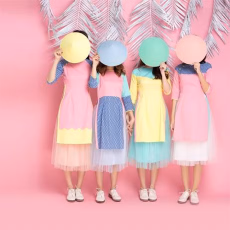 Nhung kieu ao dai dep khien cac nu sinh Viet 