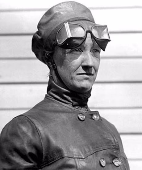 10 nu phi cong, phi hanh gia noi tieng nhat the gioi - Anh 2