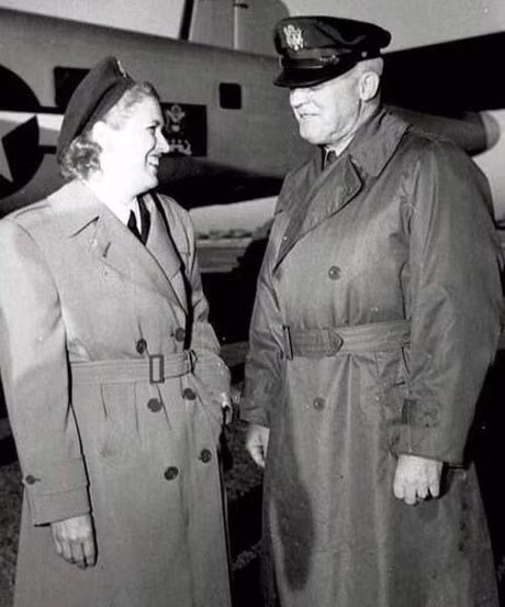 10 nu phi cong, phi hanh gia noi tieng nhat the gioi - Anh 4