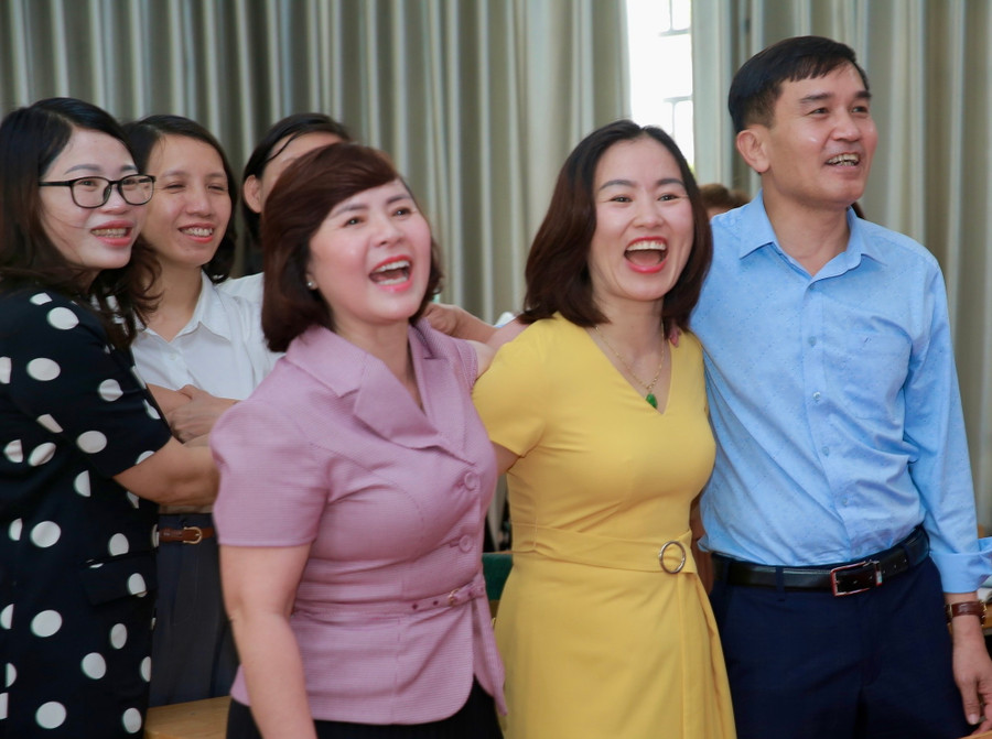 Nụ cười hạnh phúc trên những trường học hạnh phúc. Nụ cười hạnh phúc trên những trường học hạnh phúc.