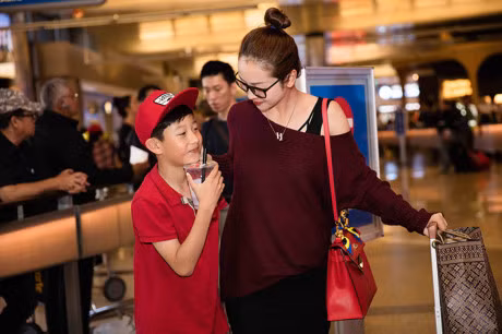 Jennifer Pham lo mat moc, hanh phuc doan tu con trai Bao Nam tai My - Anh 9