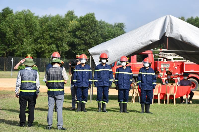 Tình huống giả định diễn tập tại sân vận động Formosa Hà Tĩnh. (Cổng thông tin điện tử Thị xã Kỳ Anh) Tình huống giả định diễn tập tại sân vận động Formosa Hà Tĩnh. (Cổng thông tin điện tử Thị xã Kỳ Anh)