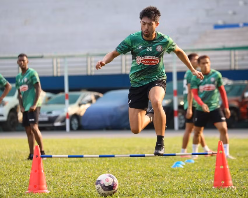 Lee Nguyễn nhận nhiều kỳ vọng trận gặp Quảng Ninh