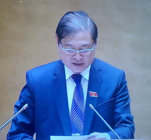 Ông Phan Xuân Dũng Báo cáo Giải trình, tiếp thu chỉnh lý dự thảo Luật Bảo vệ và phát triển rừng (sửa đổi) trước Quốc hội Ông Phan Xuân Dũng Báo cáo Giải trình, tiếp thu chỉnh lý dự thảo Luật Bảo vệ và phát triển rừng (sửa đổi) trước Quốc hội