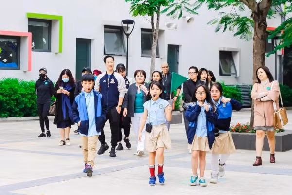 Trường Liên cấp SenTia giúp học sinh vượt qua thách thức của &nbsp;thế kỷ 21