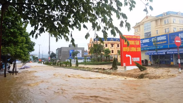 Hòa Bình: ghi nhận 2 học sinh bị chết do mưa lũ ảnh 2