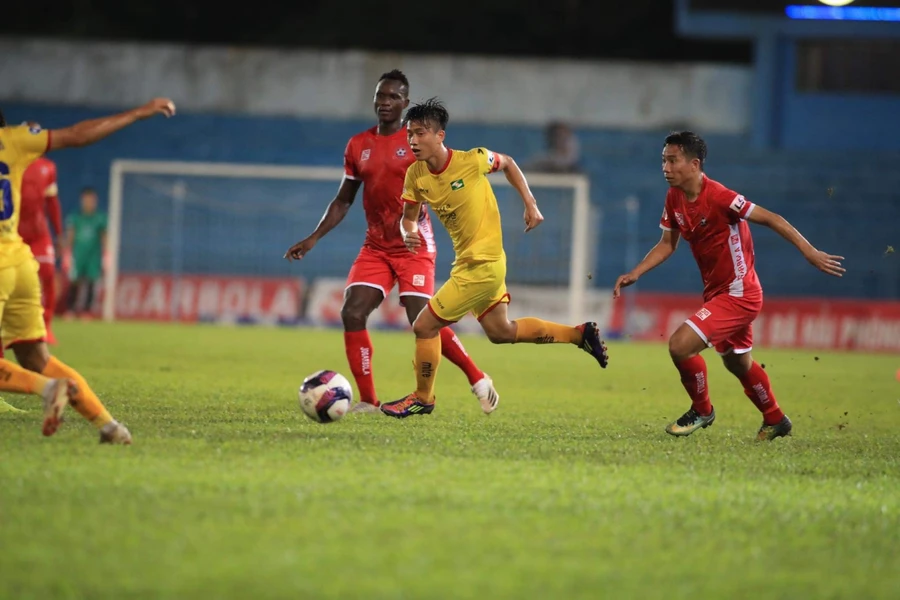 Hải Phòng có chiến thắng quan trọng trước SLNA ở vòng 11 V.League