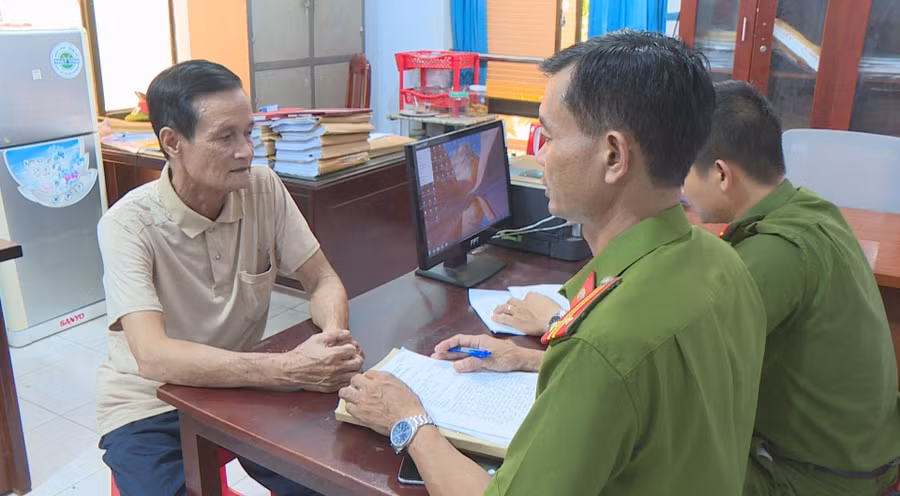 ĐỐi tượng Thanh tại Cơ quan điều tra (ảnh: SĐ).