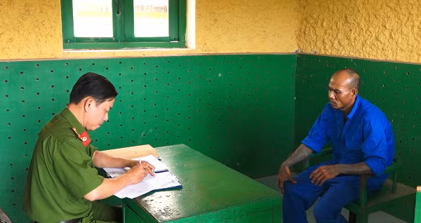 Lâm Văn Mai làm việc với cơ quan công an.