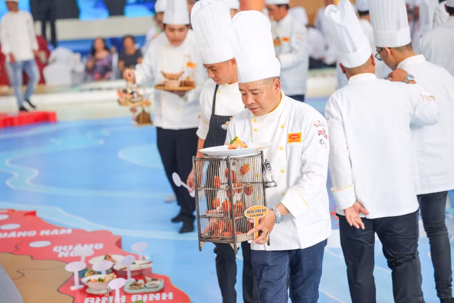 Xác lập kỷ lục cho Bản đồ ẩm thực – văn hóa Việt Nam giai đoạn 2 với 126 món ăn.