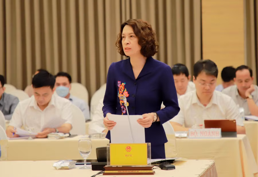 Thứ trưởng Bộ Y tế Nguyễn Thị Liên Hương