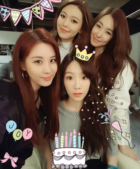 Sao Han 9/3: Lee Jong Suk de mai trai tim lang tu, Na Eun xinh nhu cong chua - Anh 8