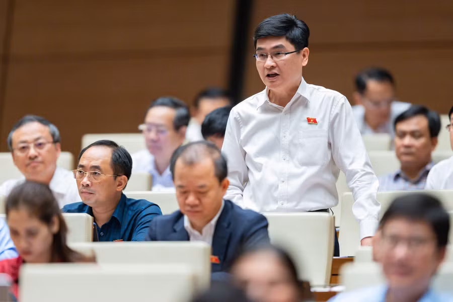 Đại biểu Nguyễn Tuấn Thịnh - Đoàn ĐBQH thành phố Hà Nội.