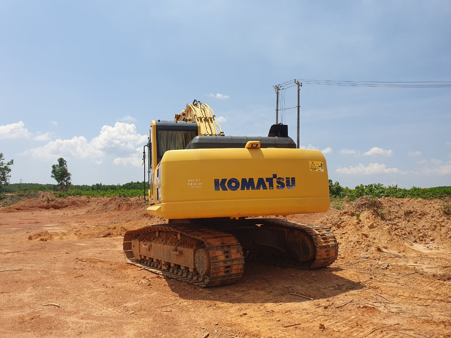 Người điều khiển phương tiện rời khỏi hiện trường. Người điều khiển phương tiện rời khỏi hiện trường.