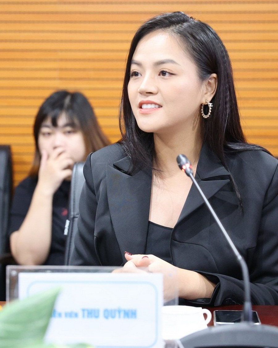 Diễn viên Thu Quỳnh chia sẻ tại Tọa đàm. Diễn viên Thu Quỳnh chia sẻ tại Tọa đàm.