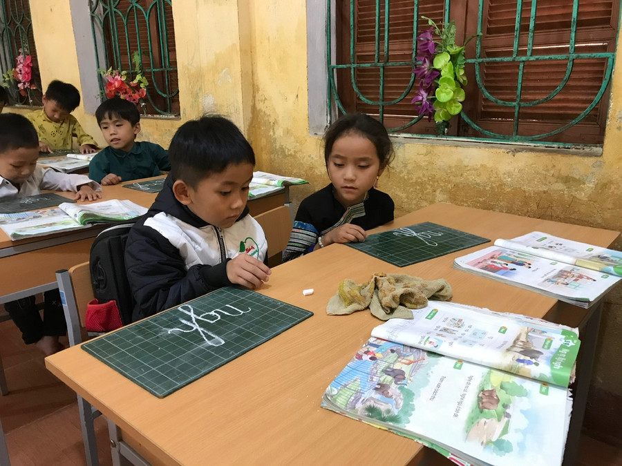 Triển khai Chương trình GDPT 2018 đồng bộ, kịp thời đã đem đến hiệu quả cao trong các nhà trường. Triển khai Chương trình GDPT 2018 đồng bộ, kịp thời đã đem đến hiệu quả cao trong các nhà trường.