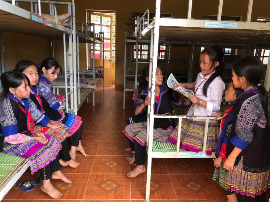 Hệ thống các trường phổ thông dân tộc nội trú đáp ứng tốt yêu cầu nuôi dạy cho học sinh. Hệ thống các trường phổ thông dân tộc nội trú đáp ứng tốt yêu cầu nuôi dạy cho học sinh.