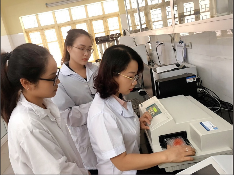 Cử nhân Sinh dược học có năng lực nghiên cứu khoa học, có khả năng tiếp cận và ứng dụng các thành tựu khoa học tiên tiến. Cử nhân Sinh dược học có năng lực nghiên cứu khoa học, có khả năng tiếp cận và ứng dụng các thành tựu khoa học tiên tiến.