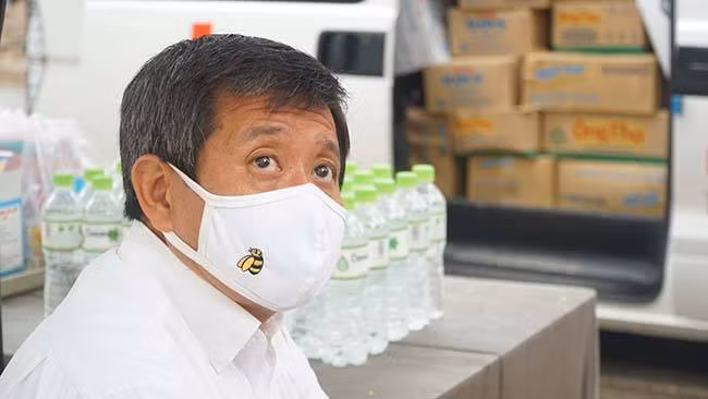 Ông Hải chia sẻ, do đã có tuổi nên những chuyến đi nhiều lúc rất mệt mỏi nhưng ông cảm thấy rất vui khi nhận được niềm khích lệ và động viên tinh thần của tất cả mọi người trên mọi miền tổ quốc.