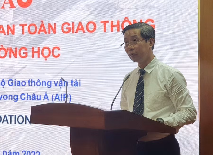 PGS.TS Nguyễn Thanh Chương phát biểu tại hội thảo.