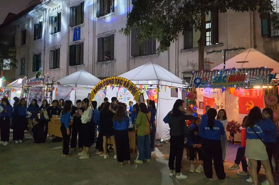 Hội trại kỷ niệm 90 năm ngày thành lập Đoàn TNCS Hồ Chí Minh (26/3/1931 – 26/3/2021)