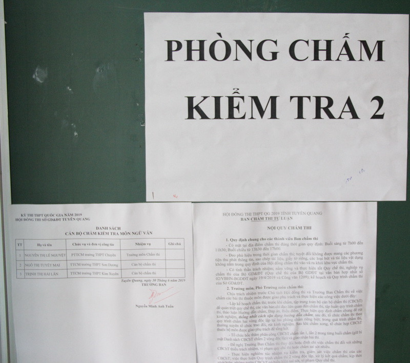 Trước cửa phòng luôn có bảng chỉ dẫn với những ghi chú cẩn thận