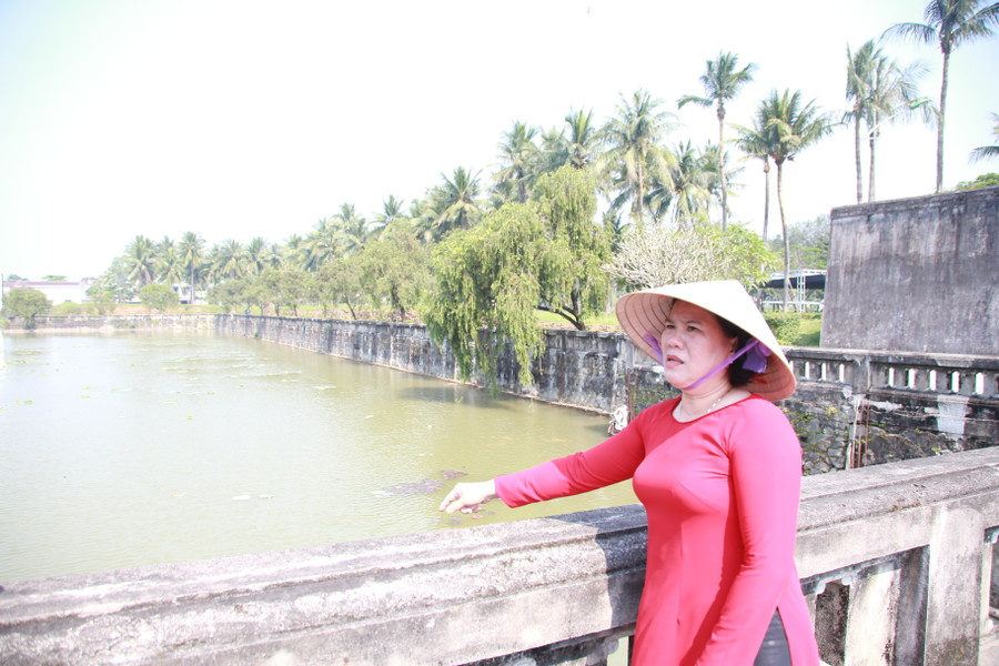 Trưởng Ban Quản lý Di tích quốc gia đặc biệt Thành cổ Quảng Trị nói rằng, dịp kỷ niệm 27/7 vừa qua, nhiều cựu chiến binh đã lên tiếng vế sự nhếch nhác ở khu vực hồ trước di tích.