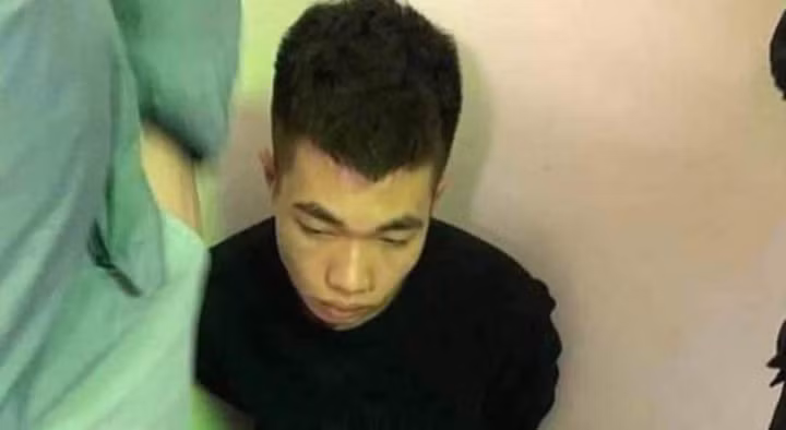 Lê Nguyễn Minh Tuấn bị cơ quan công an bắt giữ.