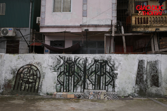 Hô "biến" bãi rác ven sông Hồng thành không gian nghệ thuật ảnh 8