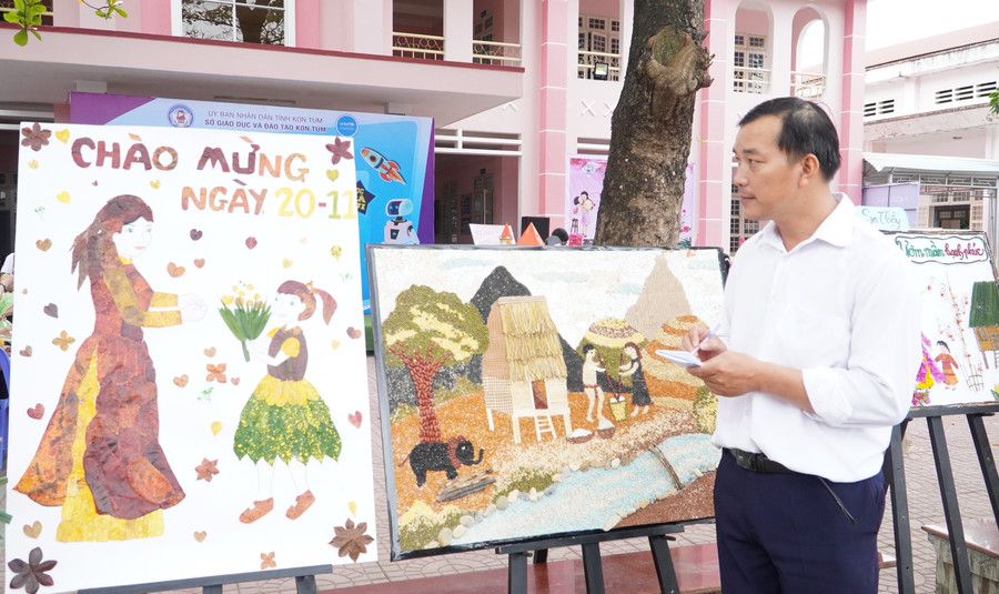 &quot;Ngày Hội giáo dục STEM” lần thứ nhất do Sở GD&amp;ĐT tỉnh Kon Tum tổ chức nằm trong chuỗi các hoạt động, sự kiện kỷ niệm 41 năm ngày Nhà giáo Việt Nam. Tại “Ngày Hội giáo dục STEM” các đơn vị có thể giao lưu, chia sẻ những sản phẩm do chính tay học sinh tạo ra từ vật liệu quen thuộc và xuất phát từ kiến thức được học trong nhà trường, ý tưởng thực tiễn trong đời sống hằng ngày.