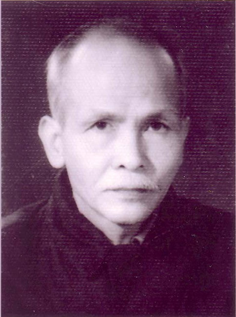 Cố nhà giáo Phạm Đình Tiến,