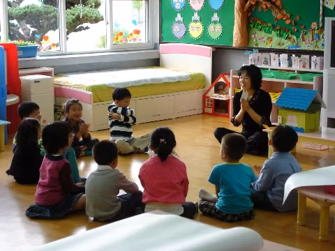 Bình Thuận phấn đấu phổ cập giáo dục mầm non