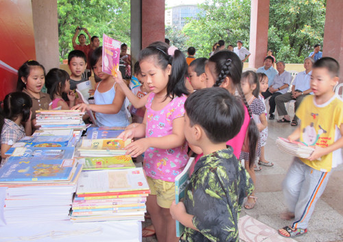 Niềm vui mới đến từ những quyển sách cũ