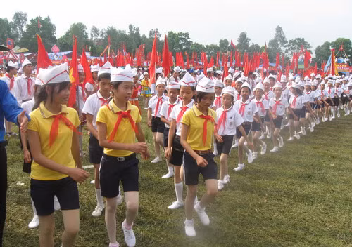 Chung tay hành động vì môi trường tốt hơn cho trẻ em ảnh 3 Trại hè là một sân chơi bổ ích, khuyến khích, động viên tinh thần các em vươn lên trong học tập. để trở thành con ngoan, trò giỏi, người Đội viên gương mẫuĐồng thời cũng giáo dục cho thanh niên tinh thần đoàn kết, lòng yêu nước, tự hào, tự tôn dân tộc.