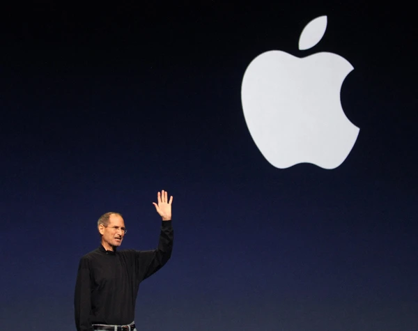 Steve Jobs bất ngờ từ chức, Apple có CEO mới