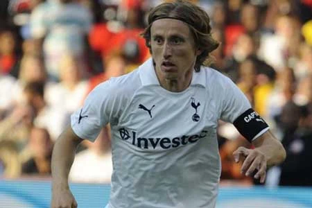 Chelsea nâng lời đề nghị cho Luka Modric thành 30 triệu bảng