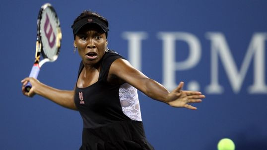 Venus Williams tiếp tục đánh dấu sự trở lại ấn tượng của mình