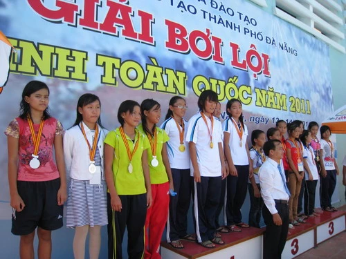 Khai mạc Giải bơi lội học sinh toàn quốc năm 2011