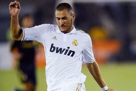 Karim Benzema phủ nhận tin đồn gia nhập Arsenal