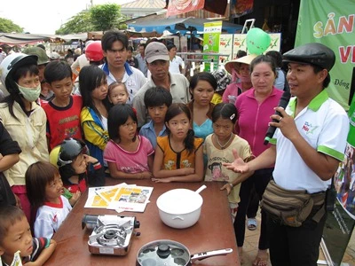 Cầu nối để hàng Việt về đến nông thôn