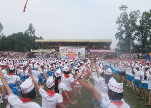 Chung tay hành động vì môi trường tốt hơn cho trẻ em ảnh 1 Hơn 3.000